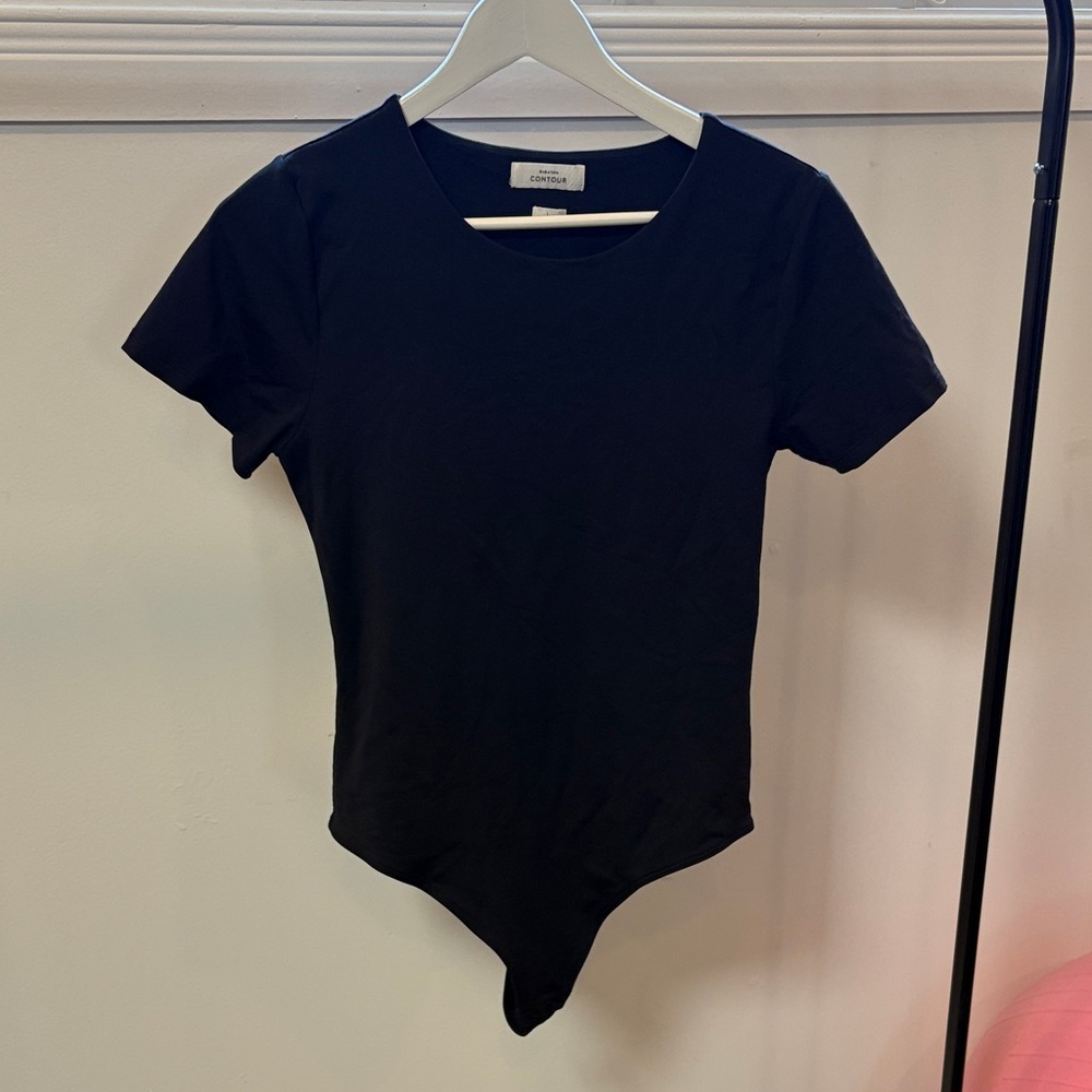 Babaton Contour Jet Black Short Sleeve Bodysuit